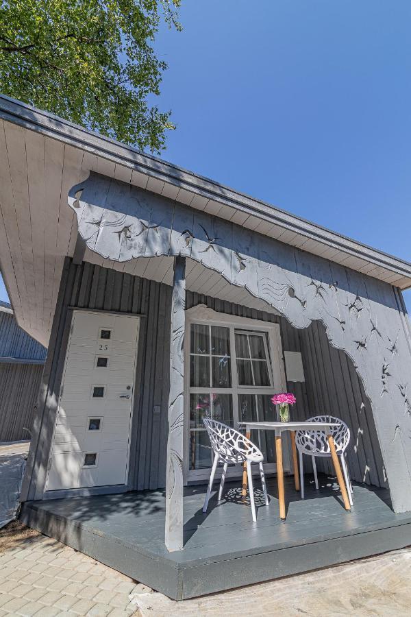 Floros Simfonija Vilos Sventoji Exterior photo